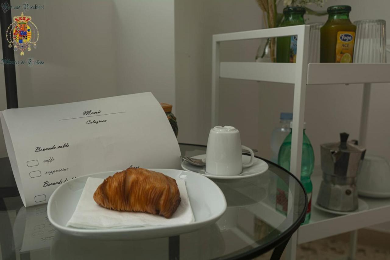 Alvarez De Toledo Bed & Breakfast เนเปิลส์ ภายนอก รูปภาพ